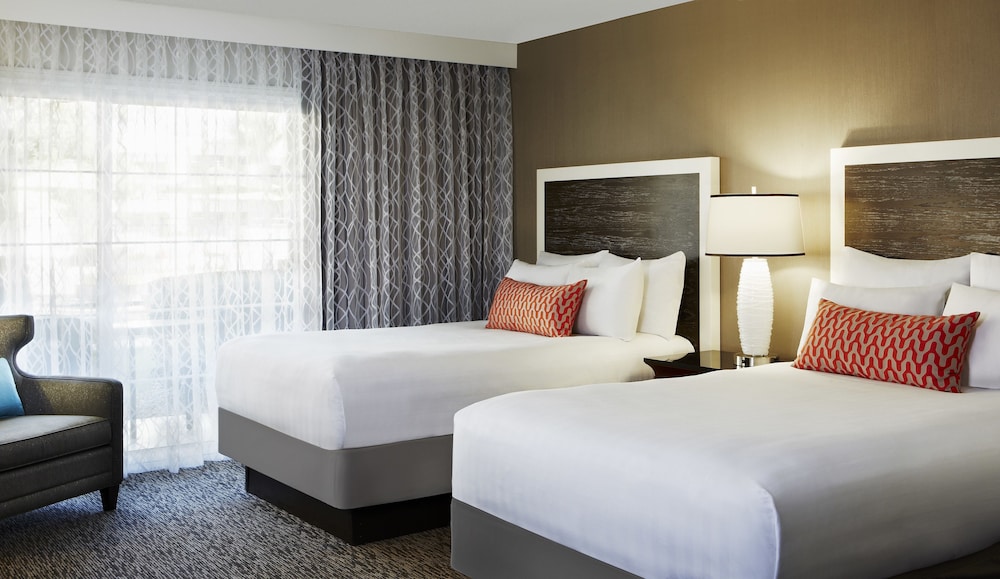 Hyatt Regency Newport Beach Hotel 18/75
