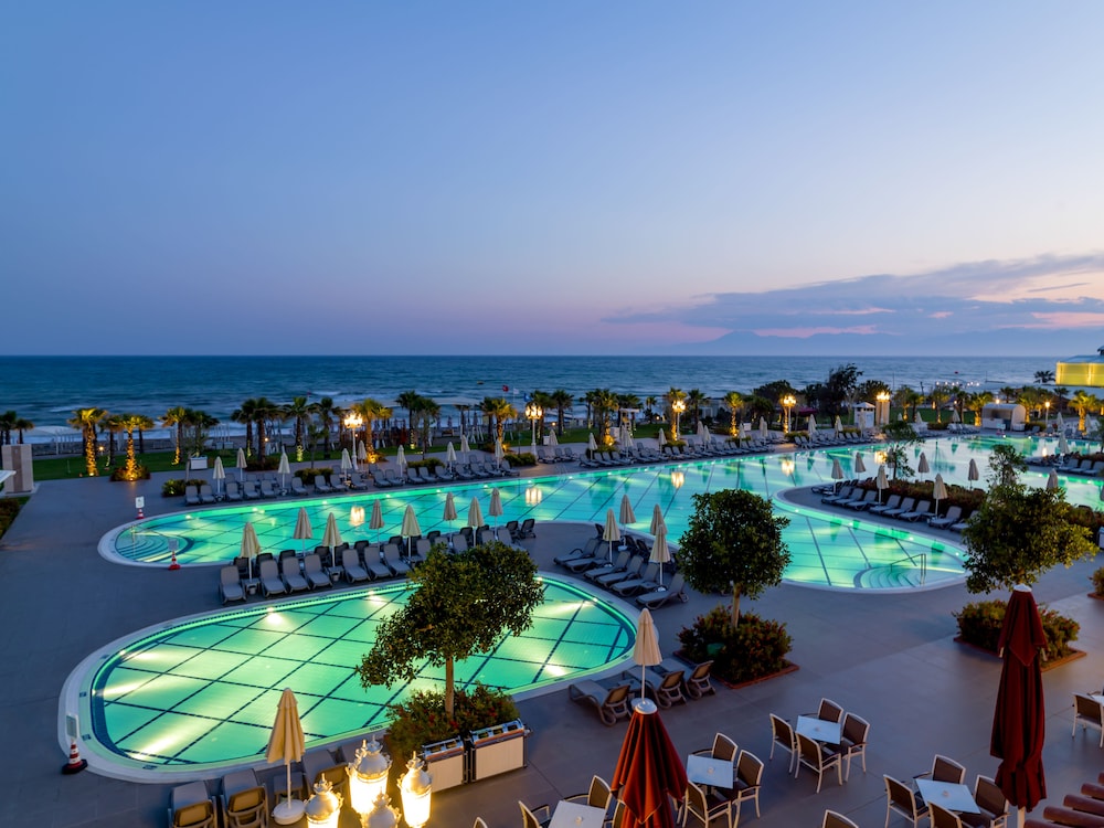 Gural Premier Belek 66/71