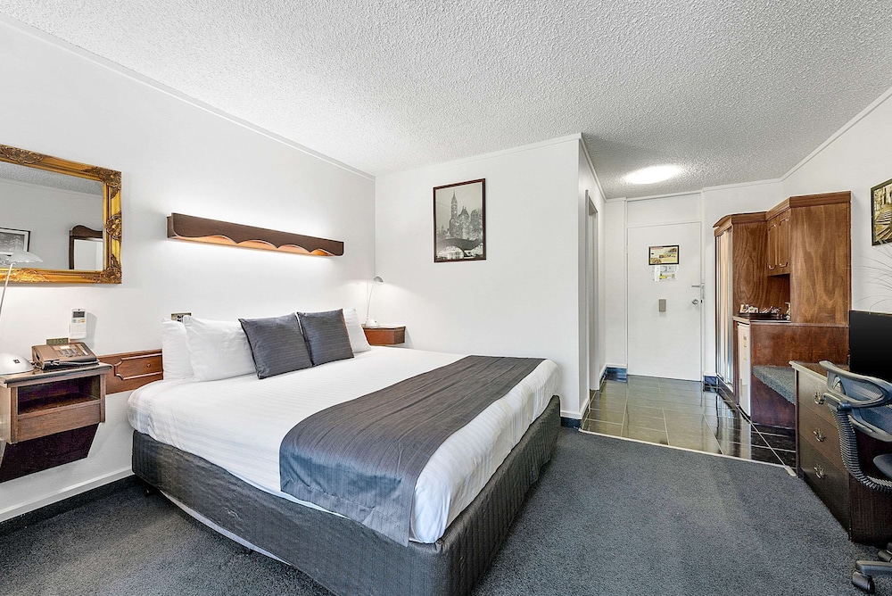 Quality Hotel Colonial Launceston 7/37