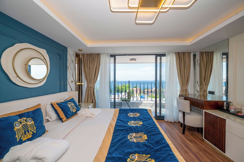 LUXURY