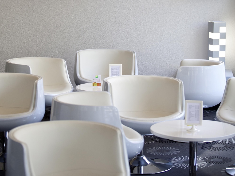 Ibis Styles Grenoble Centre Gare 50/68