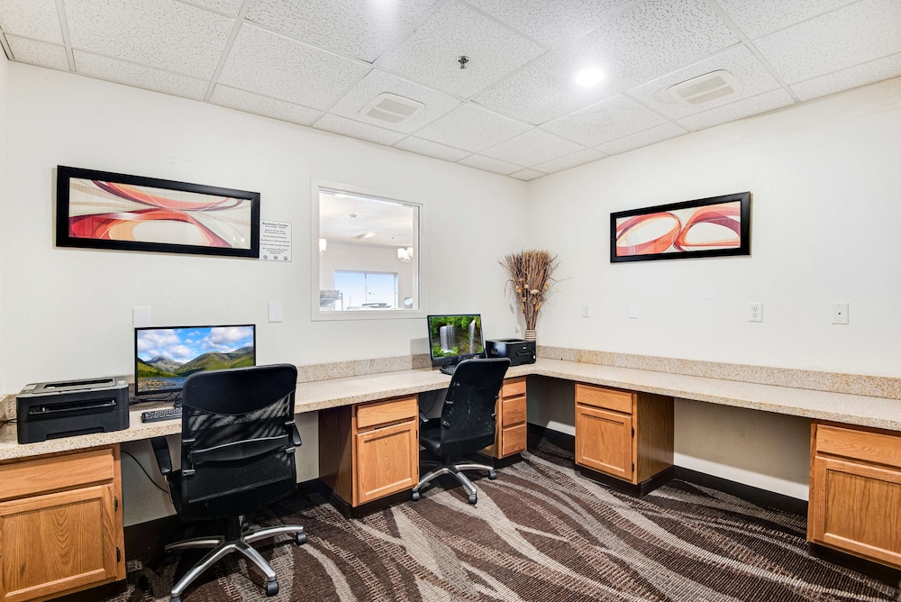 Best Western Firestone Inn & Suites 29/34