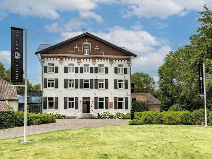 Sandton Chateau de Raay 2/50