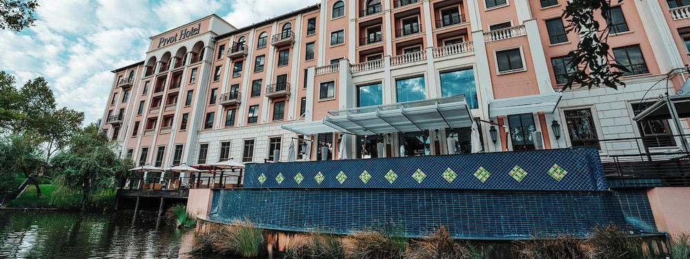 Southern Sun Montecasino 4/59