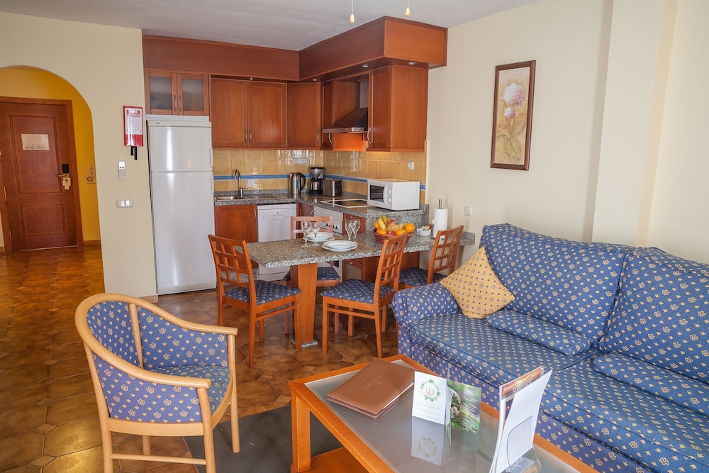 Hilton Vacation Club Sunset Harbour Club Tenerife 24/50