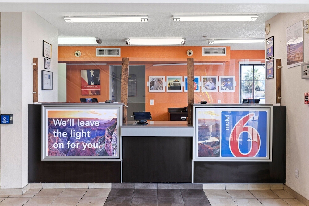 Motel6 Tucson, AZ - North 11/53