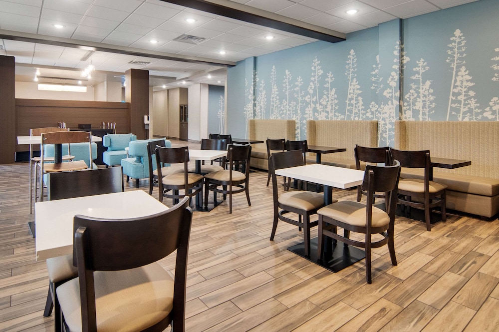 MainStay Suites Dallas Northwest - Irving 51/66