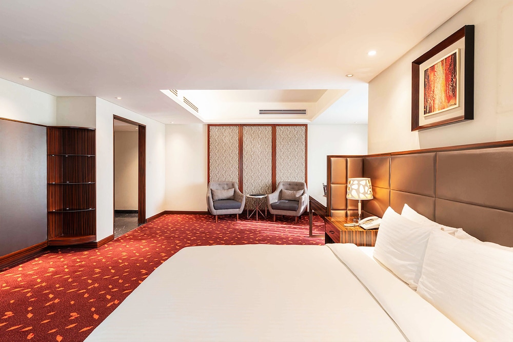 Dhaka Regency Hotel and Resort 12/64