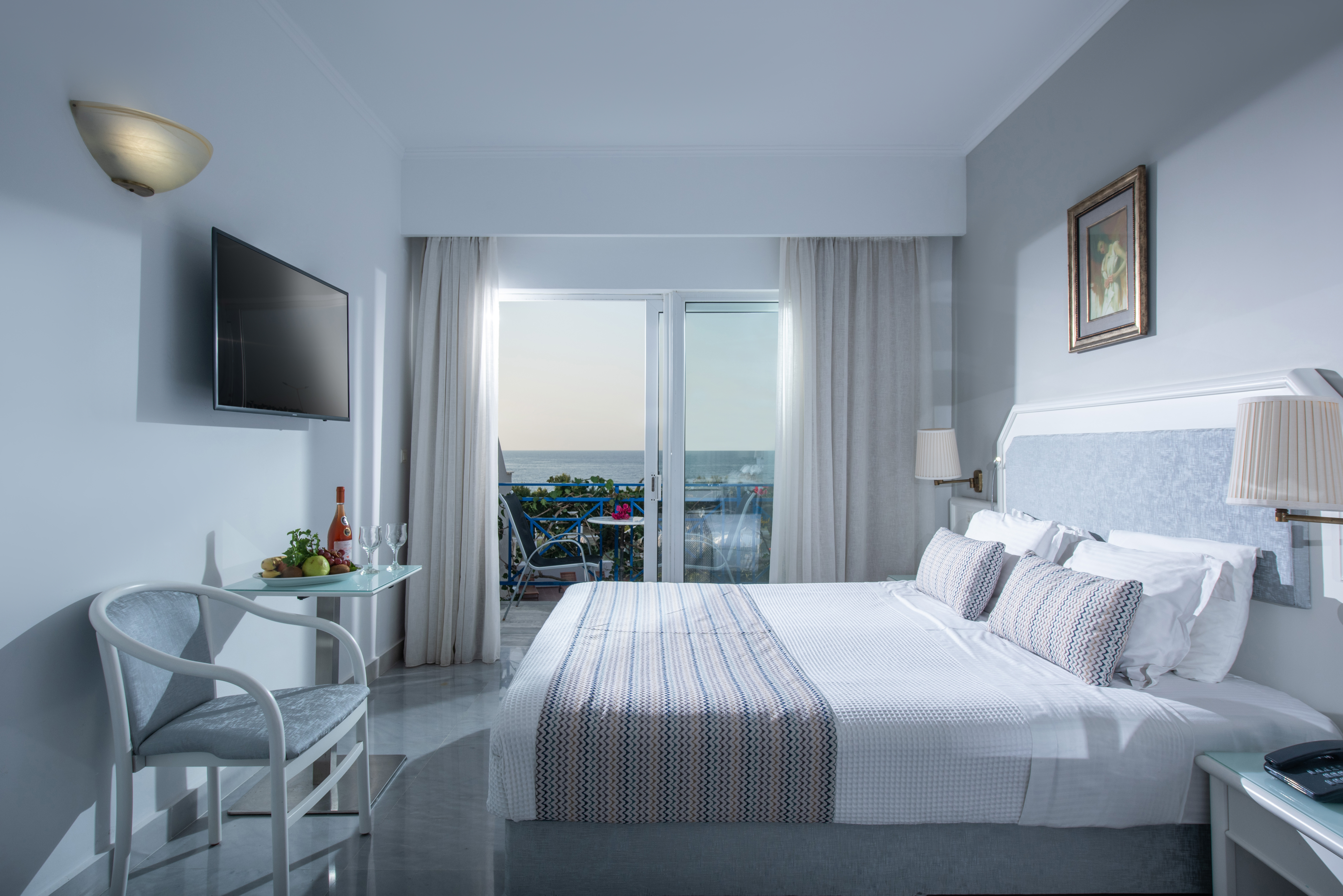SUPERIOR, DOUBLE OR TWIN BED, SEA VIEW