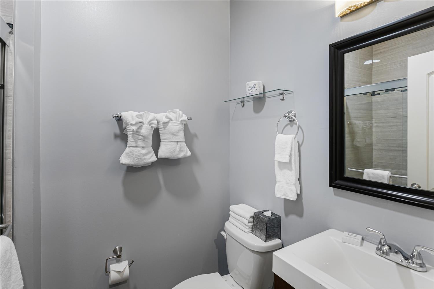 غرفة بسرير كوين، Hotel Chicago West Loop, SureStay Collection by Best Western 4/4