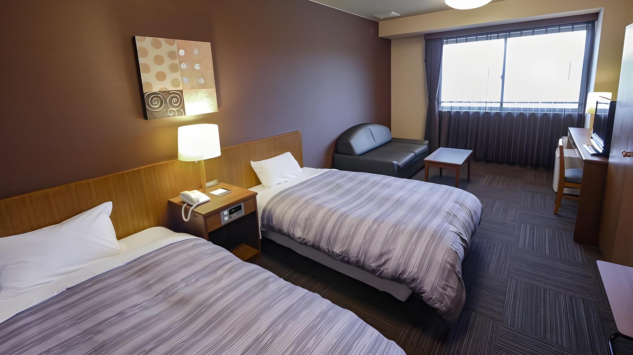Panoramic, Standard, Twin Beds, Mountain View, Night View, Smoking