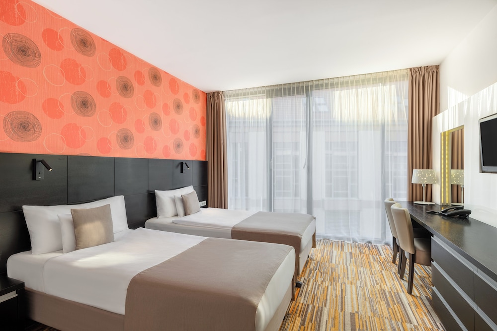 Art Hotel Szeged 23/73