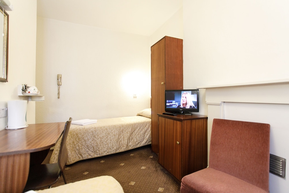 Jesmond Hotel 8/50