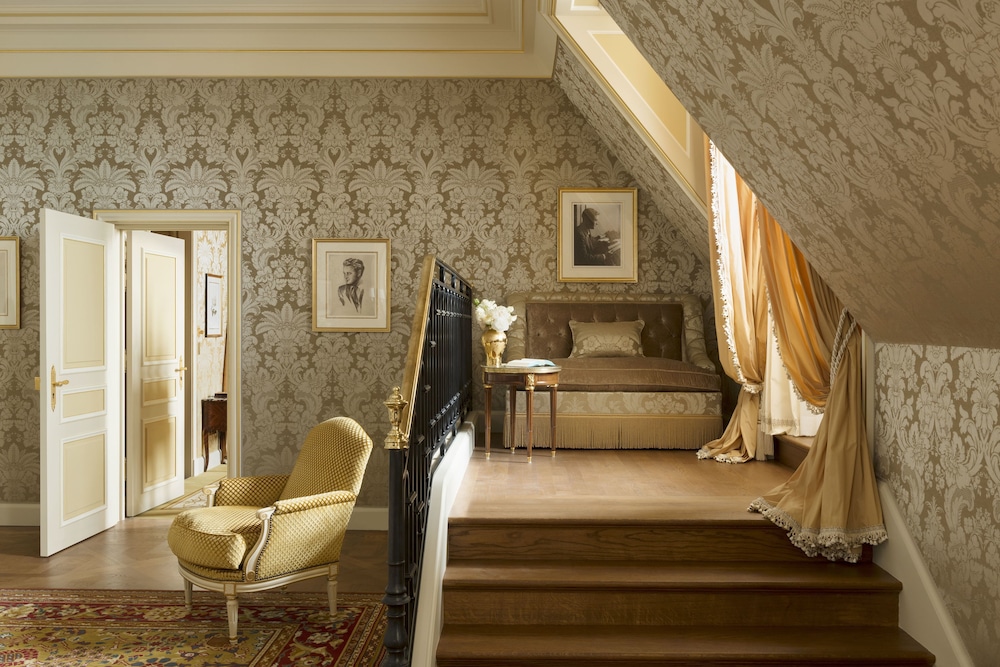 Ritz Paris 36/86