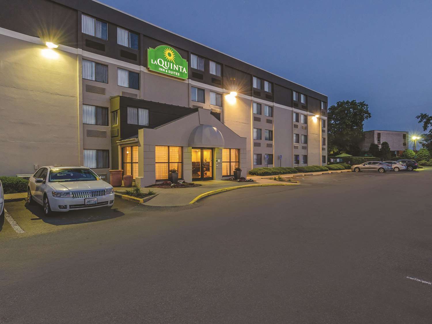 La Quinta Inn and Suites by Wyndham Warwick Providence Airport 26/29