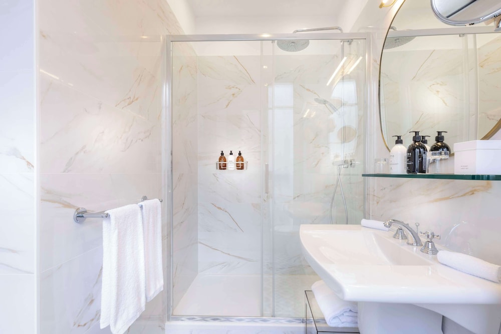 Hotel Claridge 43/50