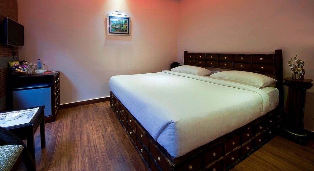 Zo Rooms Assi Ghat Shivala Market 19/49