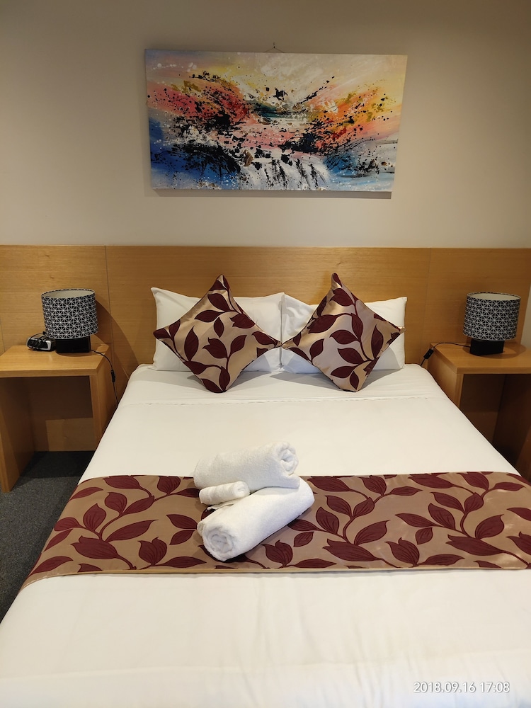 The Coachman Motel Units 33/71