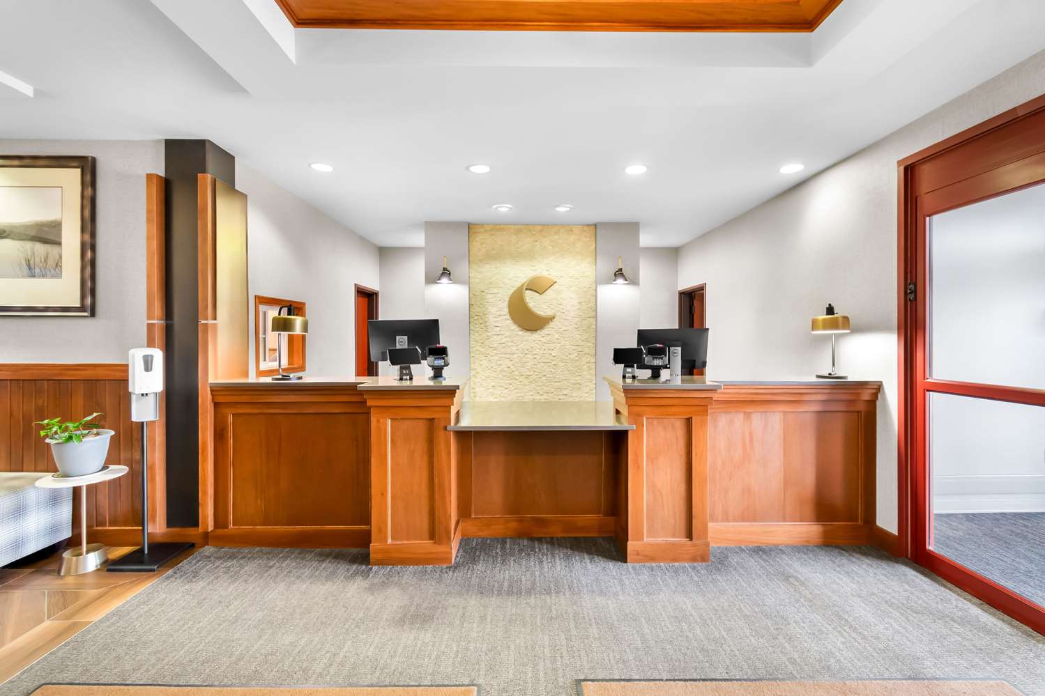 Comfort Inn and Suites Mountain Iron And Virginia 8/30