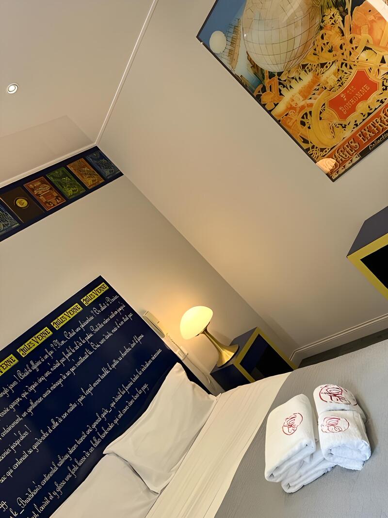 غرفة قياسية بسرير مزدوج، Hotel Les Voyageurs 2/2