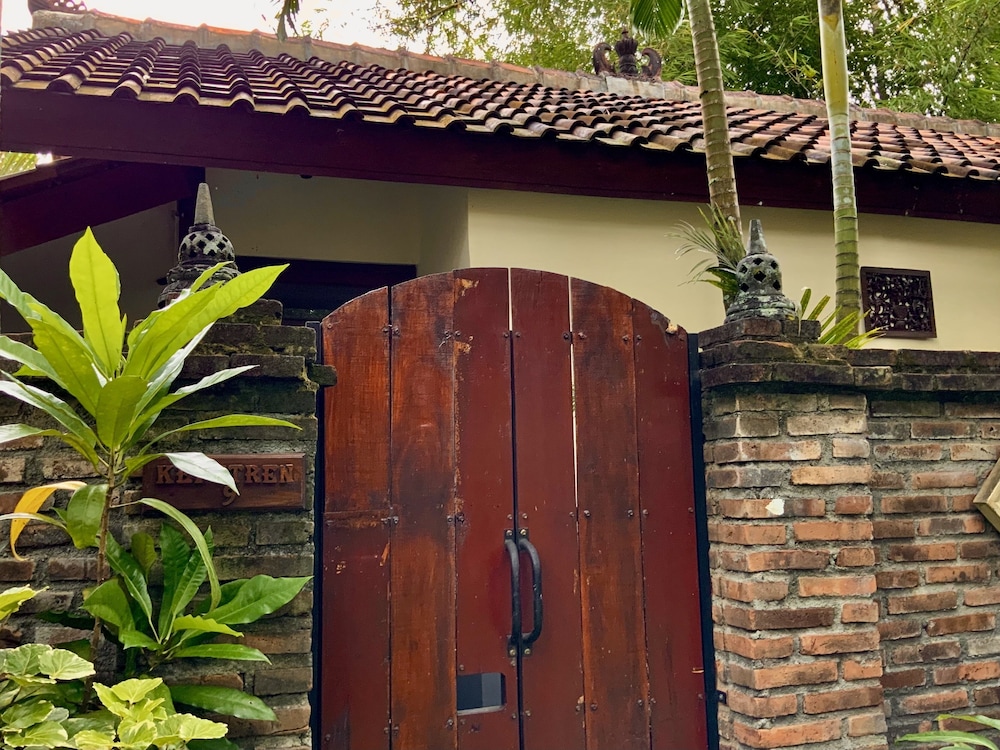 Rumah Boedi Private Residence Villa 3/64
