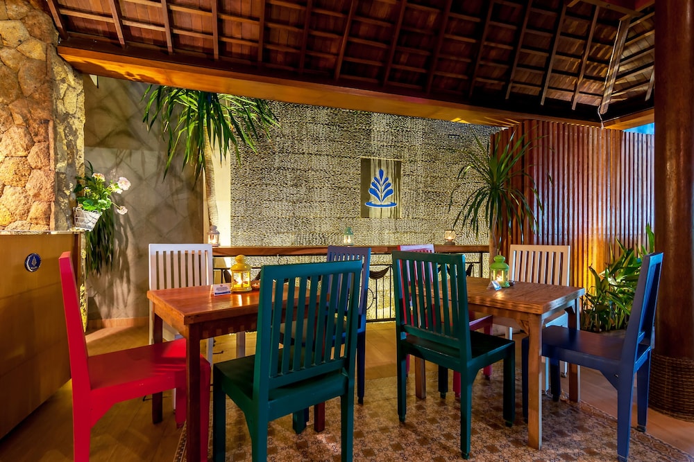 Rhadana Hotel 46/63