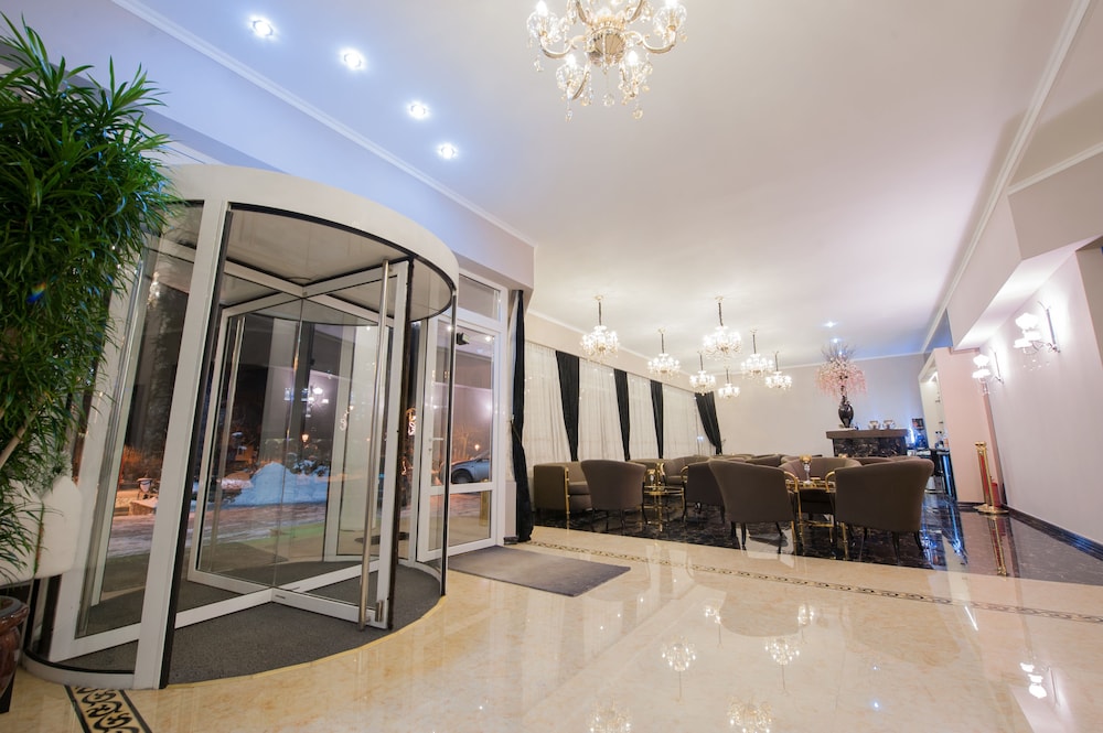 Hotel Carpathia 2/68