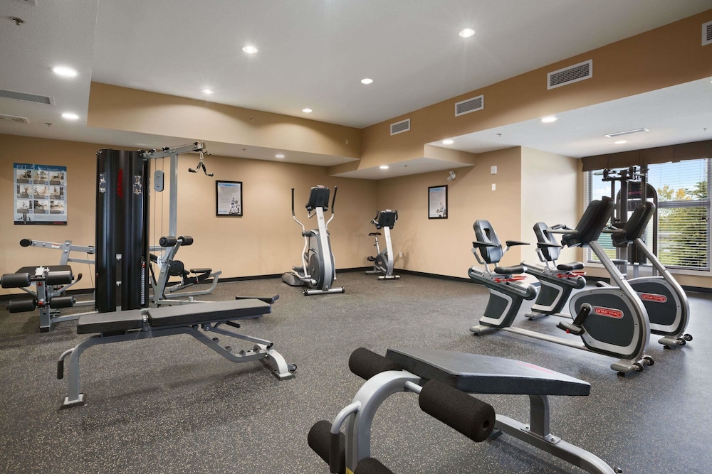 Microtel Inn Suites By Wyndham Blackfalds Red Deer North 12/23