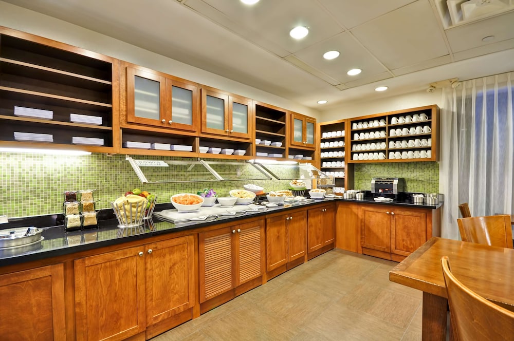 Hyatt Place Tampa Airport/Westshore 25/78
