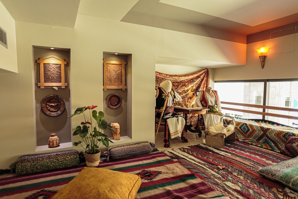 Kraal Hotel Vlore 30/38