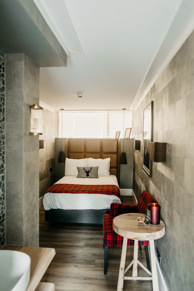 Badhotel Rockanje & Brasserie Lodgers 24/47