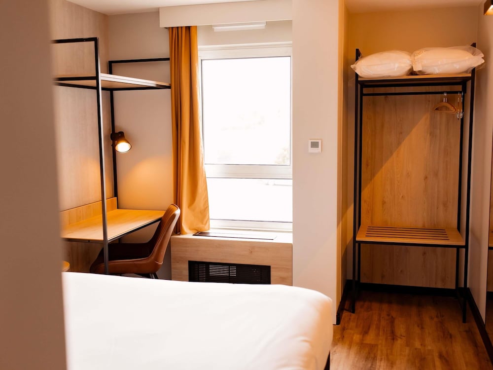 ibis Clermont Ferrand Sud Carrefour Herbet 17/57