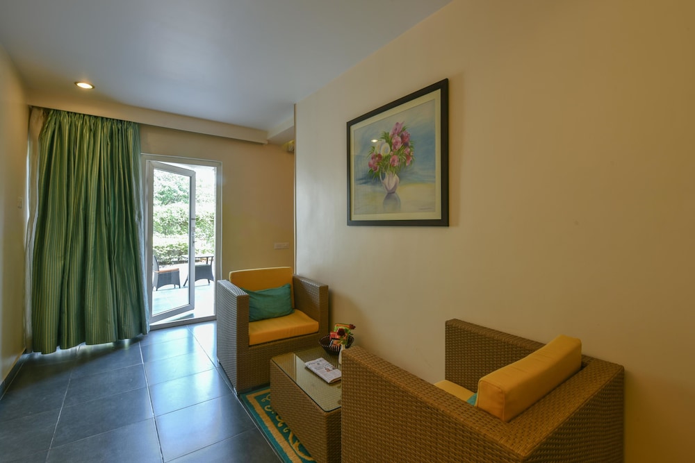 Sinclairs Siliguri 35/50