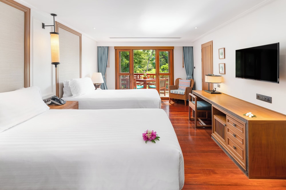 DUPLEX, SUITE, MULTIPLE BEDS