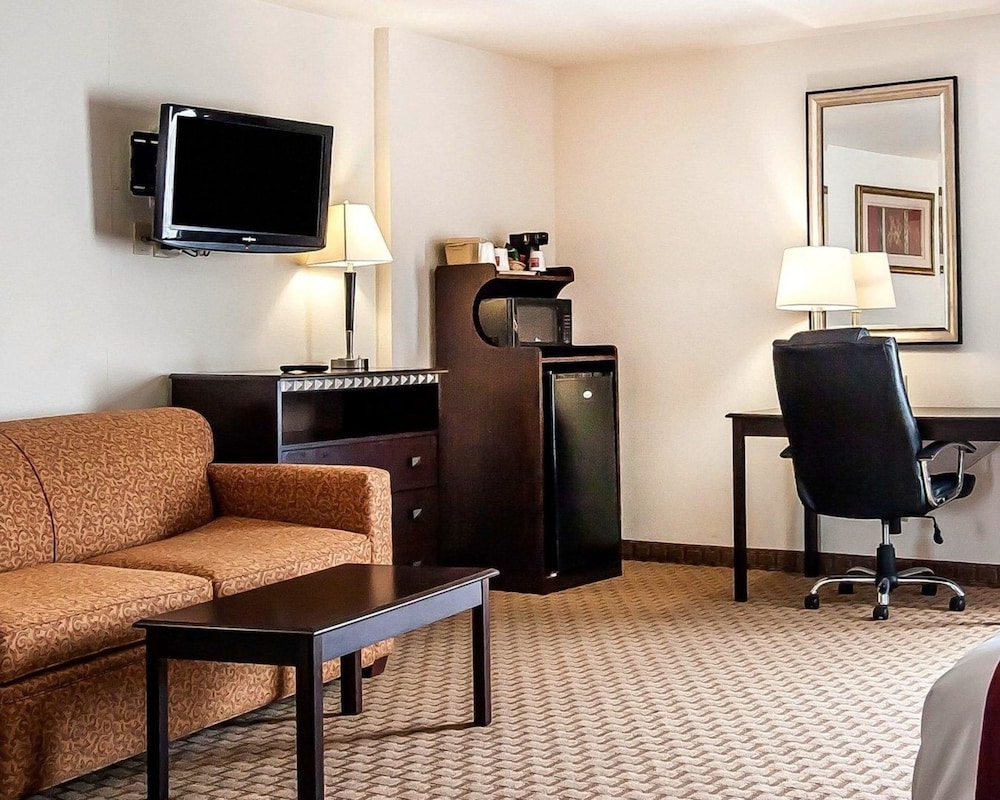 Comfort Suites Jackson Cape Girardeau 39/63