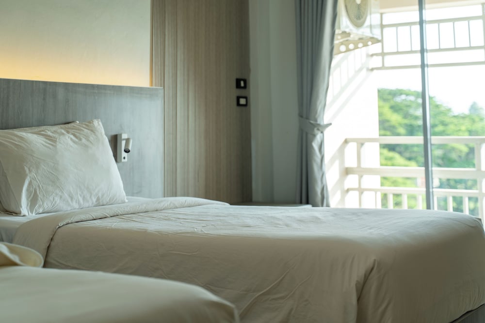 STANDARD, TWIN BEDS