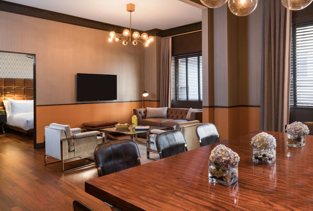 Gild Hall A Thompson Hotel 39/50
