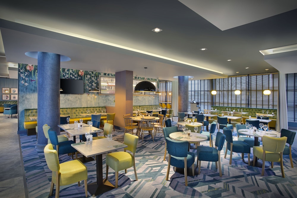 Leonardo Hotel Swindon 32/44