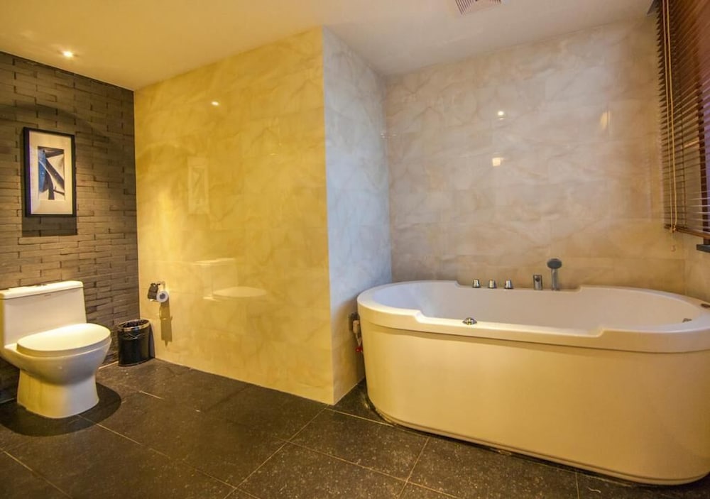 Fliport Garden Hotel Wuyishan 49/50