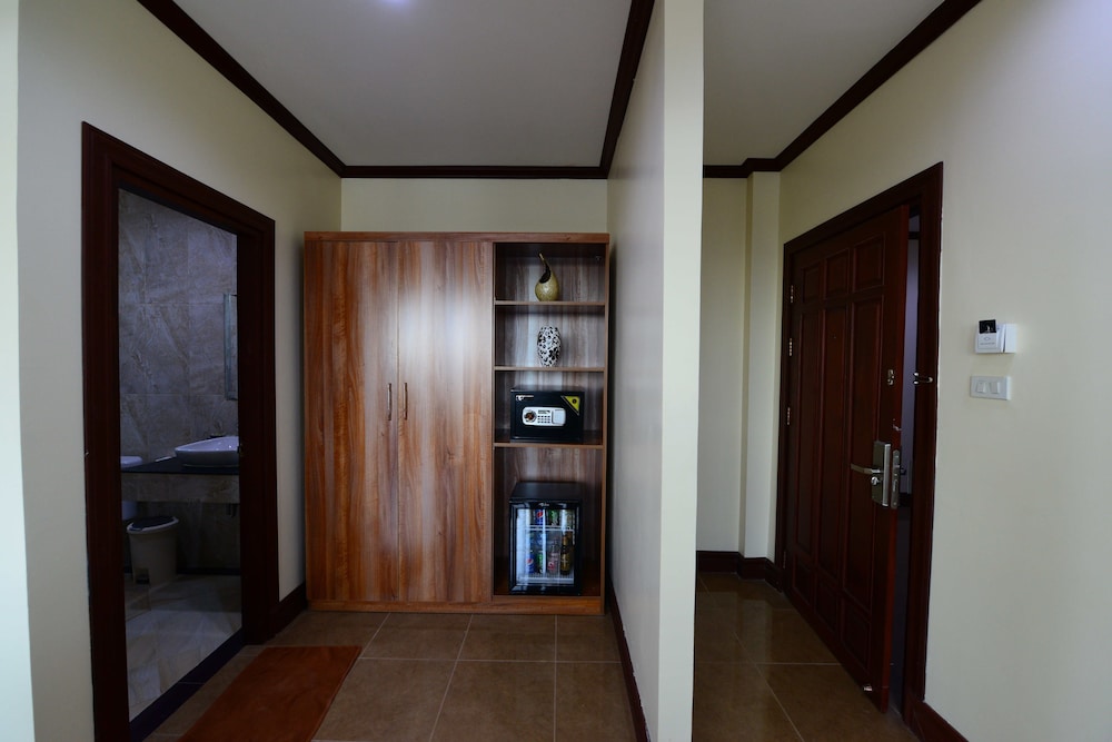 Vientiane Luxury Hotel 27/69
