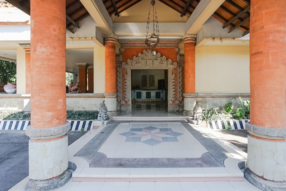 Oranjje Hotel Denpasar 10/56