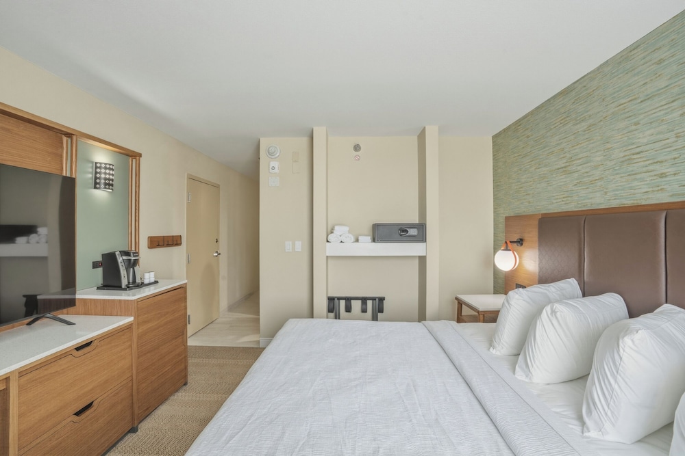 Holiday Inn Dallas Dfw Airport Area West 11/50