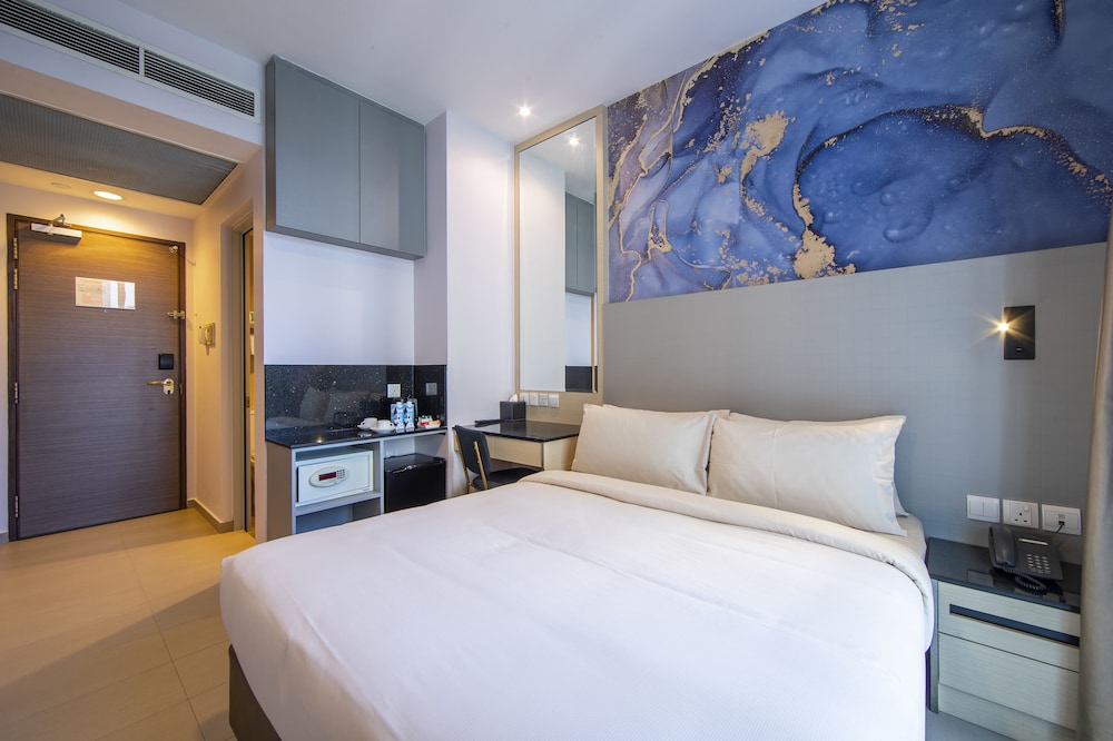 Ibis Styles Singapore Albert 13/48
