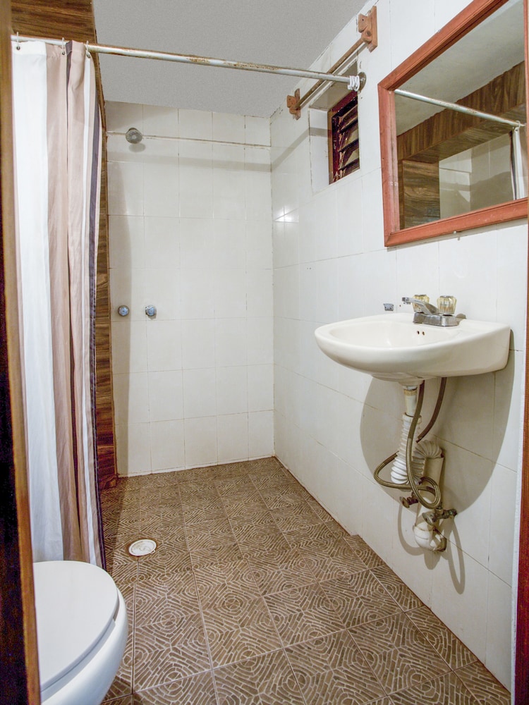 OYO Hotel San Agustin 35/39