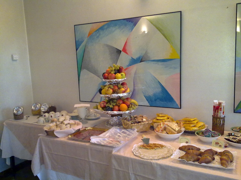 Albergo Villa & Roma 18/49
