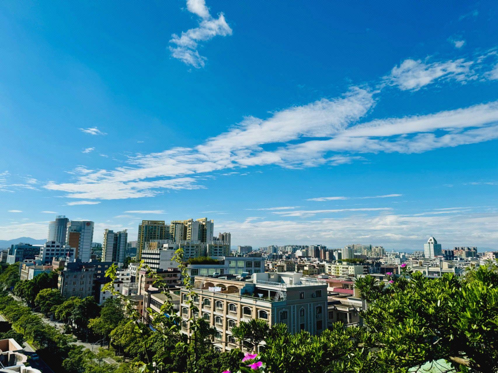 Jtour Inn (Yangjiang City Government) 45/48