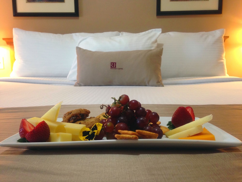 Regency Miami Airport by Sonesta 40/77