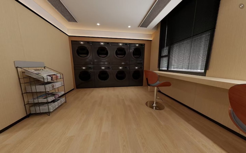 Junshan Hotel 49/75