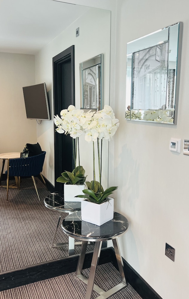 Hatton Garden Hotel 35/50