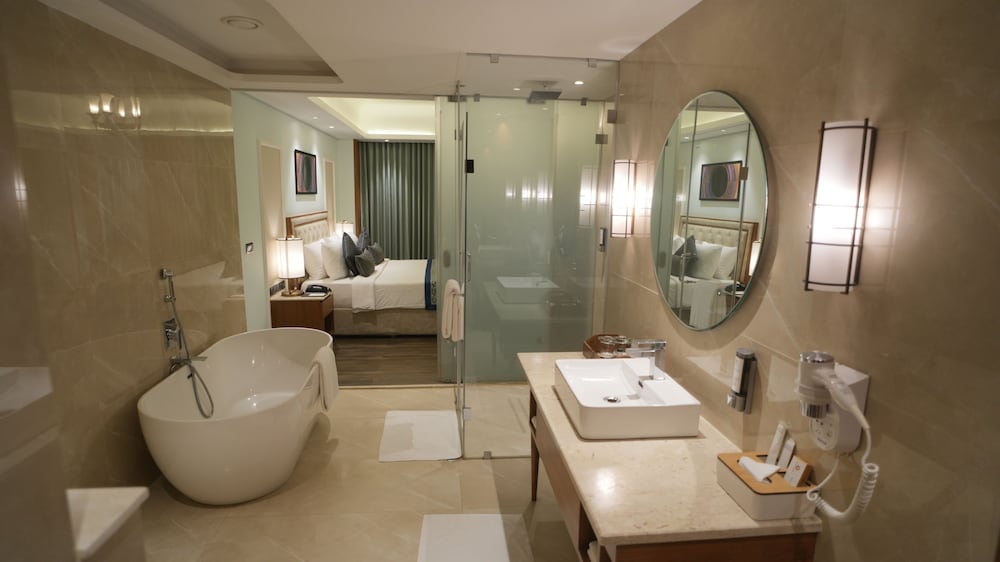 Gift City Club, a member of Radisson Individuals 46/46